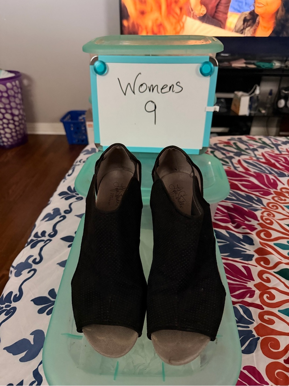 Life Stride Black Peep Toe Heel Booties